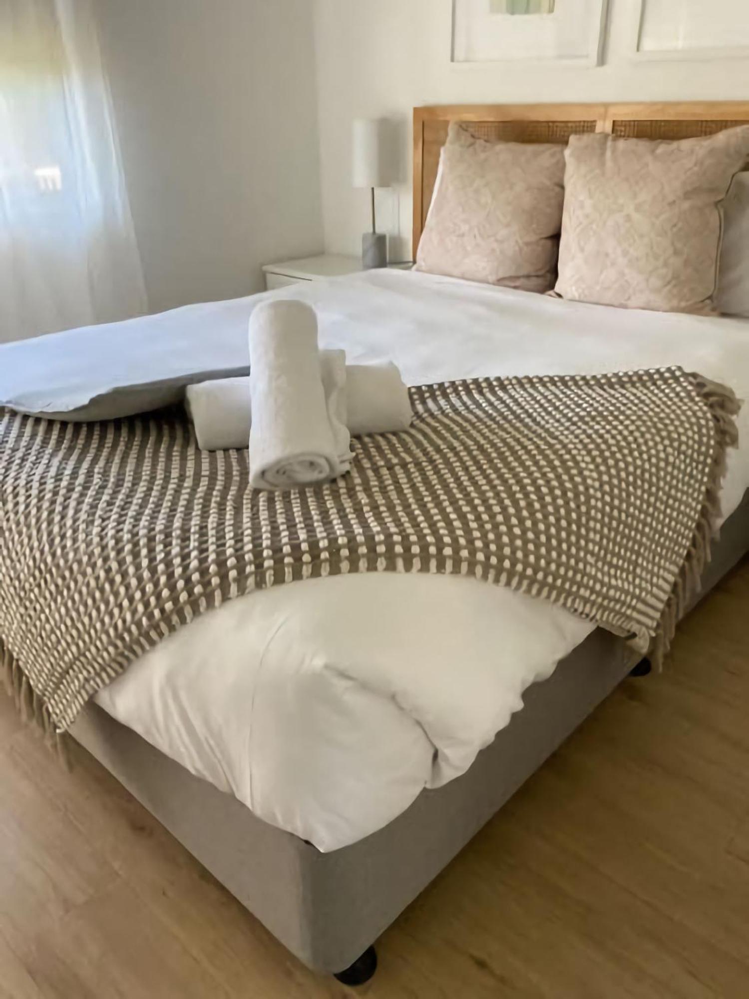 شقة Beachside Bliss Your Ideal Coastal Hideaway غولد كوست المظهر الخارجي الصورة